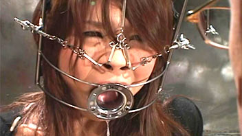 Asian slave gets facial torment